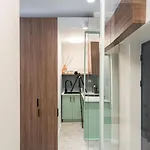 Superb - Skyline Apartment