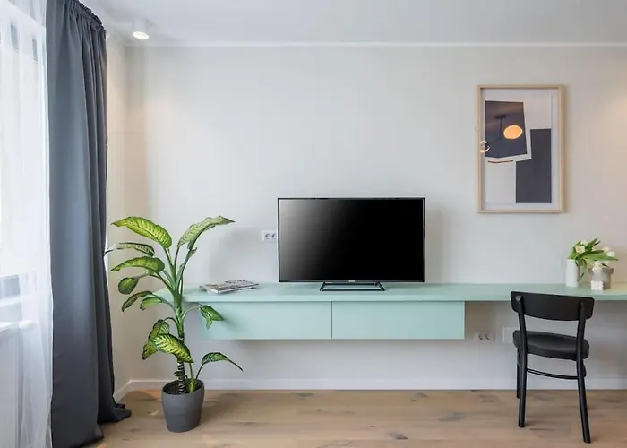 Superb - Skyline Apartment