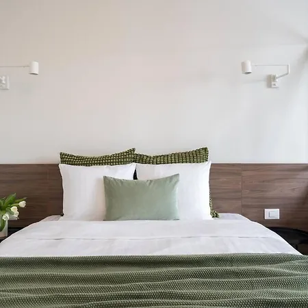 Superb - Skyline * Βουκουρέστι