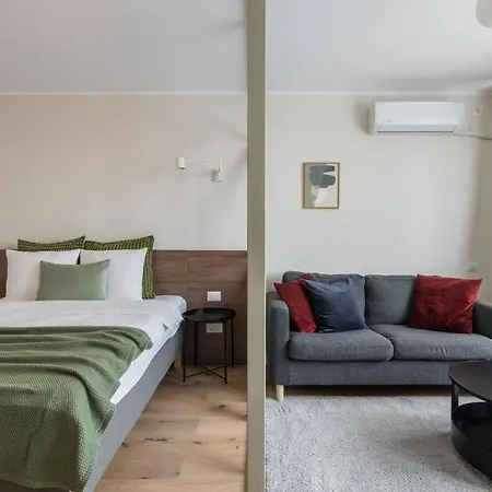 Superb - Skyline Бухарест